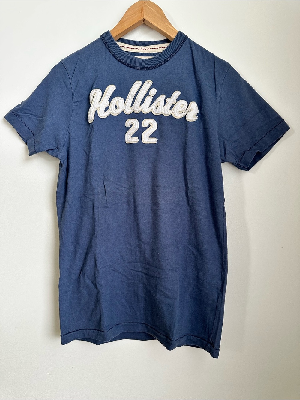 Hollister Vintage Men's Embroidered Logo Tee
